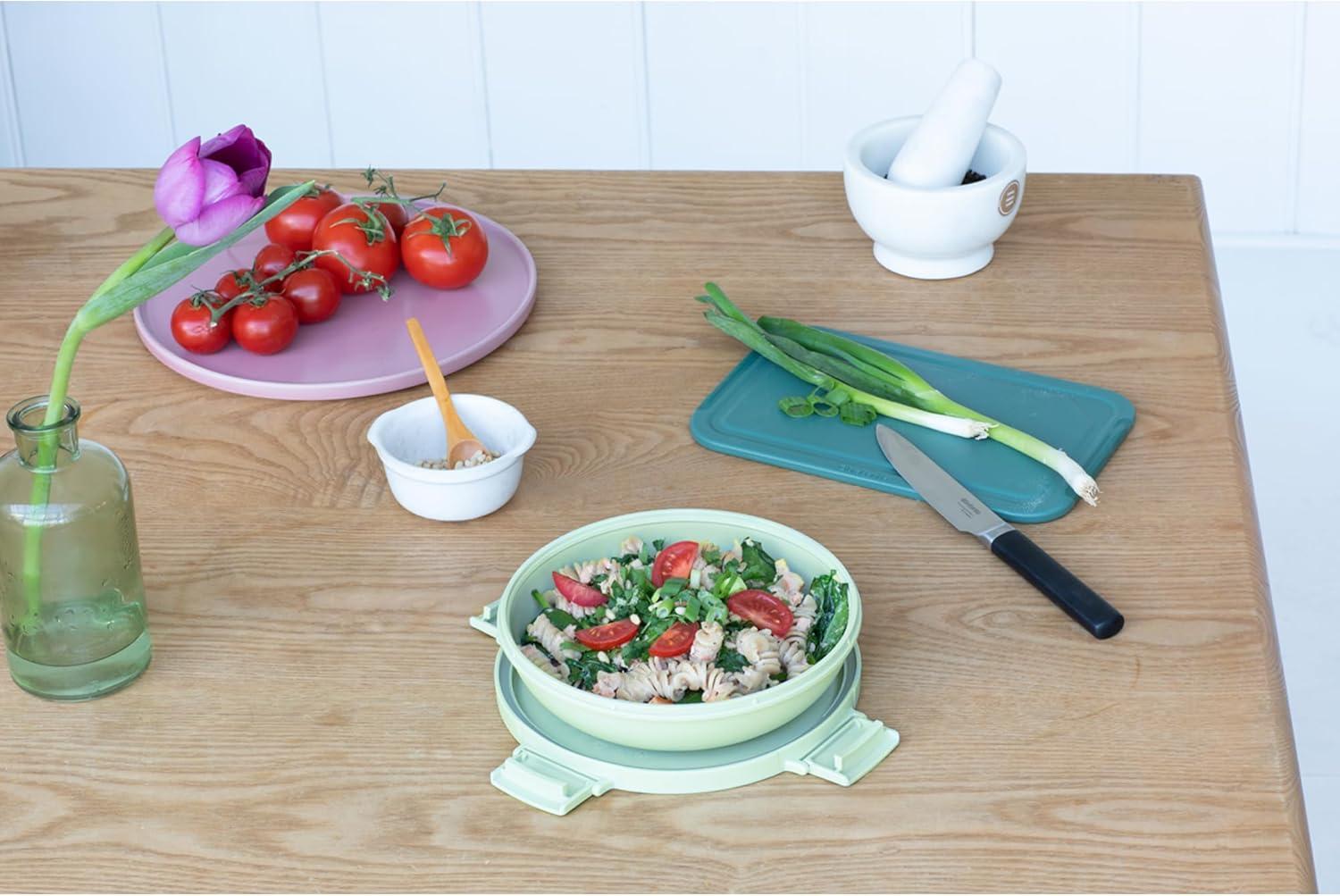 image:imageBrabantia Make amp Take Lunch Bowl Dark Gray 100 Leakproof Convenient Flat Design Microwave amp Freezer Safe Pasta Noodles Meal Prep ContainerJade Green